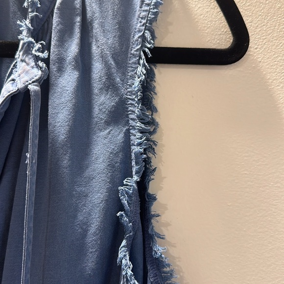 Women's tank - Picture 2 of 4